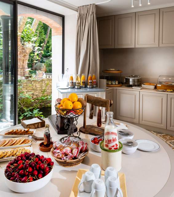 Petit-Déjeuner, Hôtel 3 étoiles Luberon, Hôtel du Poète 